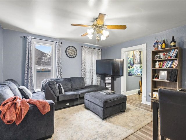 1128 Grant Avenue, Rockford, IL 61103