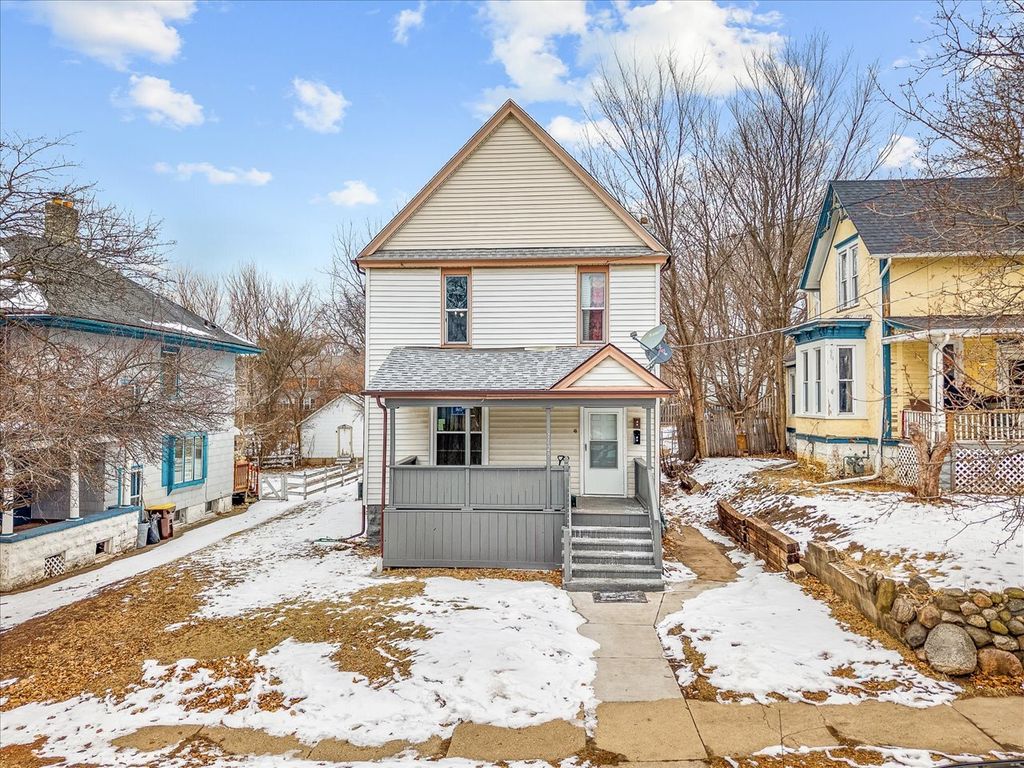 1128 Grant Avenue, Rockford, IL 61103