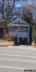 1940 S 13 Street, Omaha, NE 68108