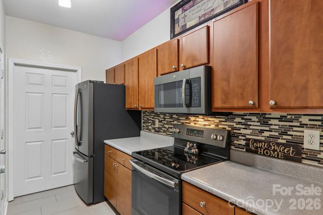 100 Vista Lake Drive 2, Candler, NC 28715