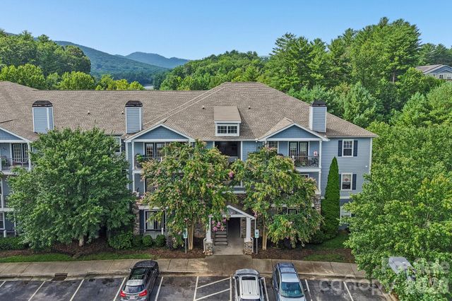 100 Vista Lake Drive 2, Candler, NC 28715