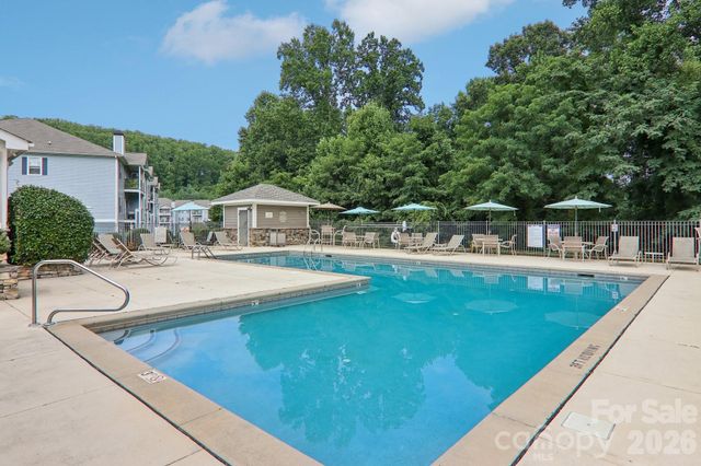 100 Vista Lake Drive 2, Candler, NC 28715