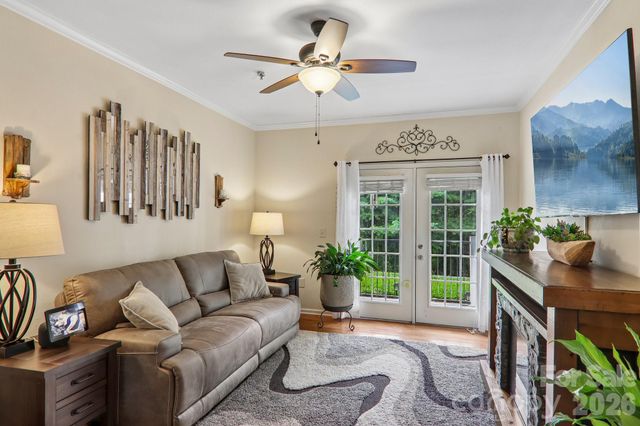 100 Vista Lake Drive 2, Candler, NC 28715