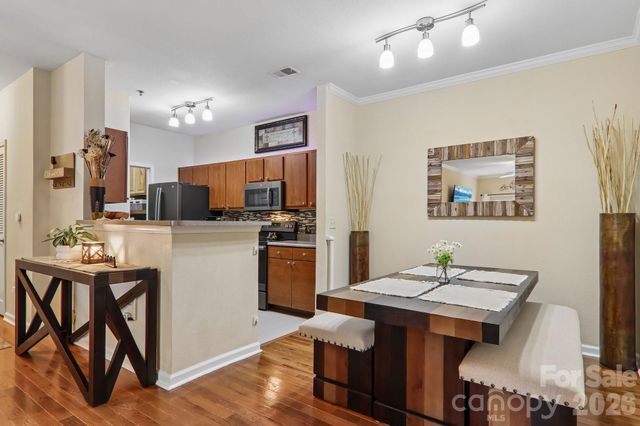 100 Vista Lake Drive 2, Candler, NC 28715