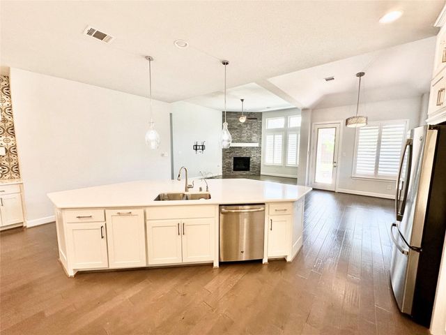 4974 Gleneagle Drive, Flower Mound, TX 75028