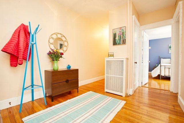 11 Vinal St 5, Boston, MA 02135