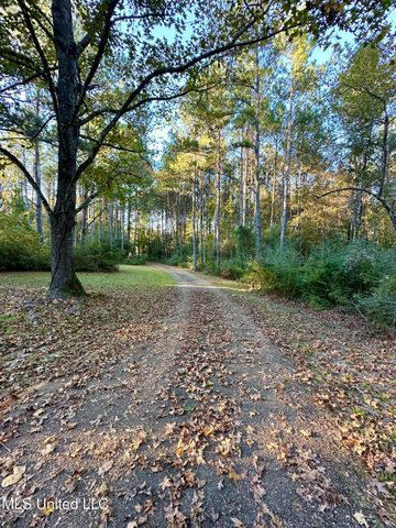 120 Memory Lane, Magee, MS 39111