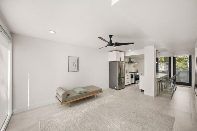 1704 W Tabor Street, Houston, TX 77009