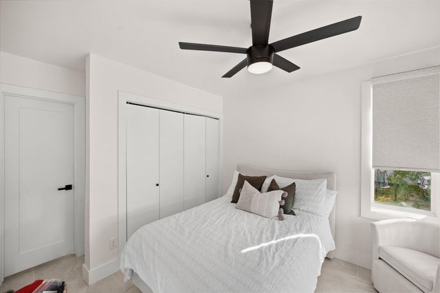 1704 W Tabor Street, Houston, TX 77009