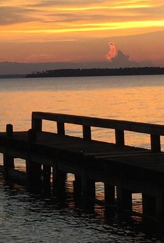 157 Lakeview Drive S, Livingston, TX 77351