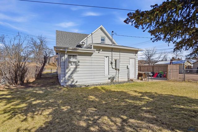 1334 WILLARD ST, Sturgis, SD 57785