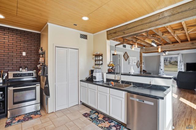 1334 WILLARD ST, Sturgis, SD 57785