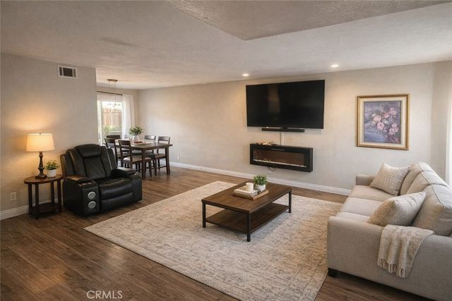 4255 Clara Street B, Cudahy, CA 90201