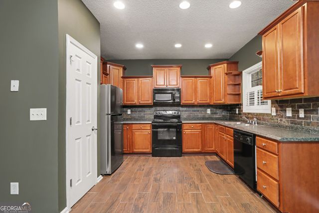 111 Creel Way, South Fulton, GA 30349