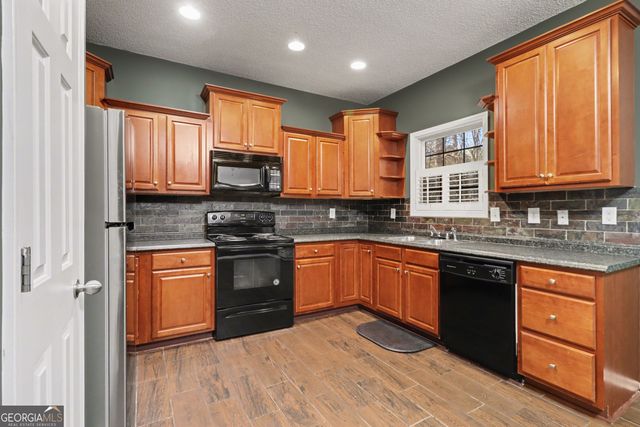 111 Creel Way, South Fulton, GA 30349