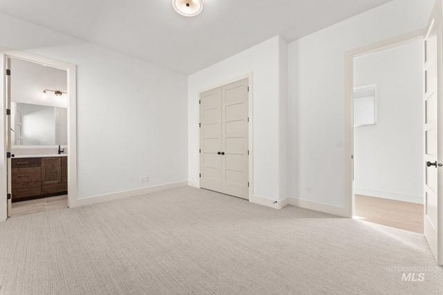 6718 Big Wood Way, Star, ID 83669