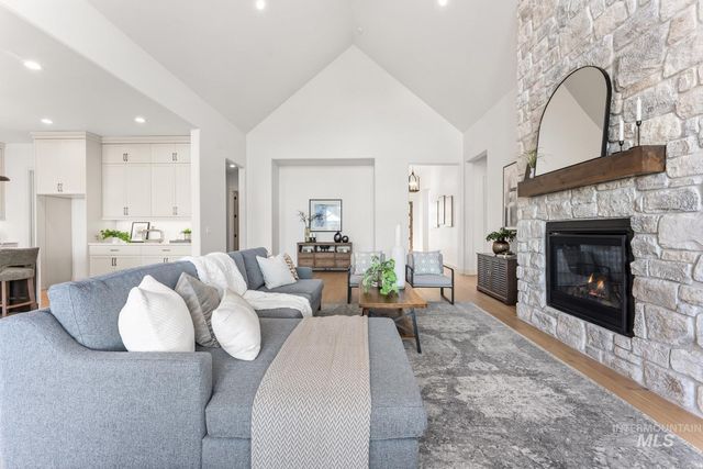6718 Big Wood Way, Star, ID 83669