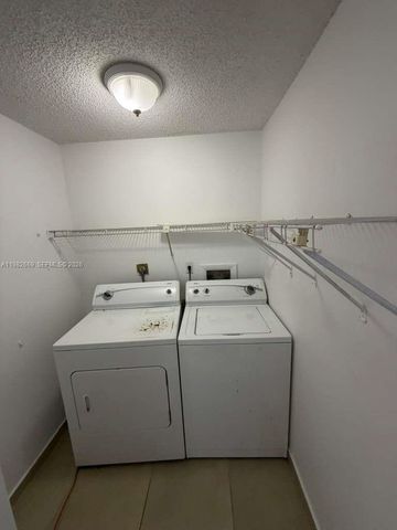 9723 Hammocks Blvd 108, Miami, FL 33196