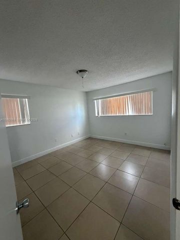 9723 Hammocks Blvd 108, Miami, FL 33196