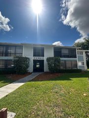 9723 Hammocks Blvd 108, Miami, FL 33196