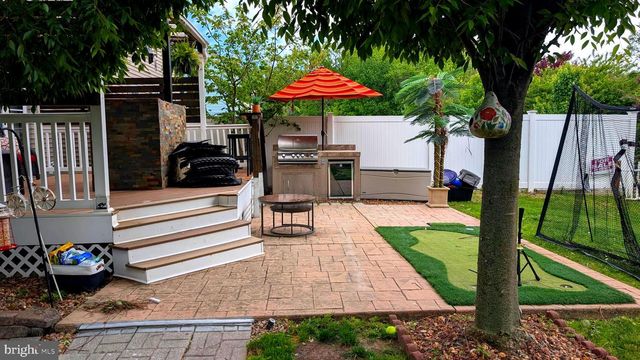 13 FOSTERTOWN LN, Mullica Hill, NJ 08062