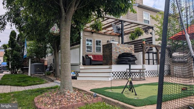 13 FOSTERTOWN LN, Mullica Hill, NJ 08062