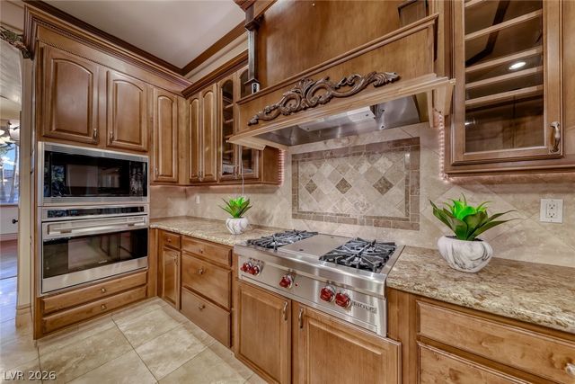 905 Rhyolite Terrace, Henderson, NV 89011