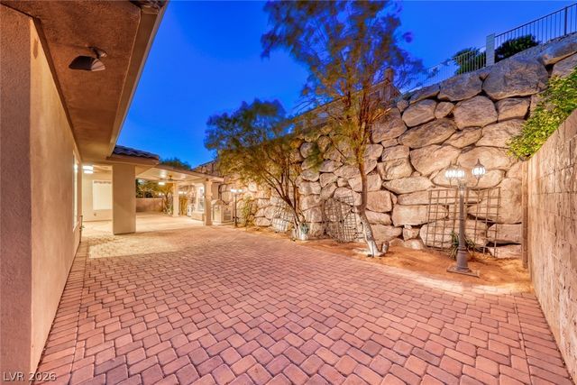 905 Rhyolite Terrace, Henderson, NV 89011