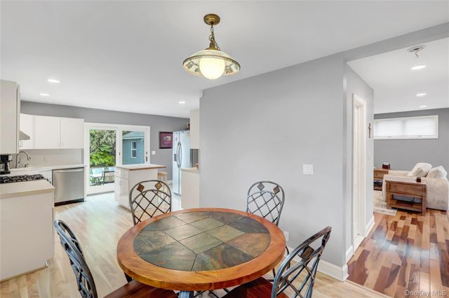 209 Center Bay Drive, West Islip, NY 11795