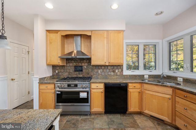 231 KIMBERWICK LN, Stafford, VA 22556