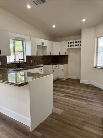 14750 SW 111th St 1, Miami, FL 33196