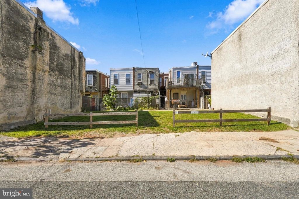 2422 N MOLE ST, PHILADELPHIA, PA 19132 — exterior