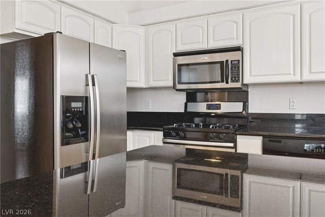 8768 Redtail Court, Henderson, NV 89074