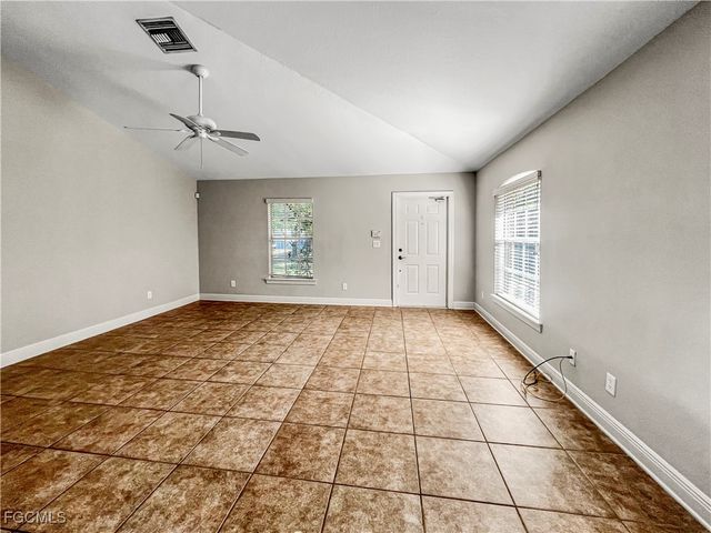 13437 1st ST, Fort Myers, FL 33905