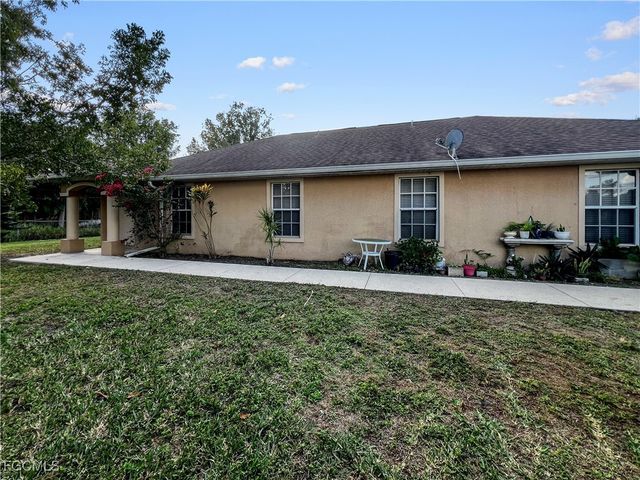 13437 1st ST, Fort Myers, FL 33905