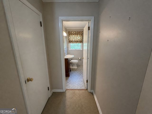 2950 Thornwood Drive, Macon, GA 31204