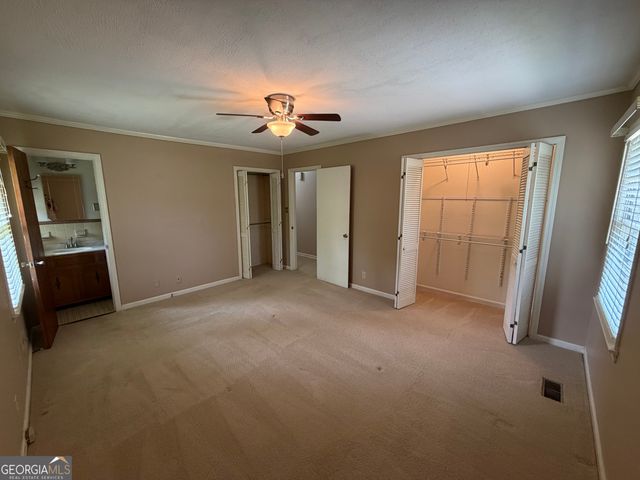 2950 Thornwood Drive, Macon, GA 31204