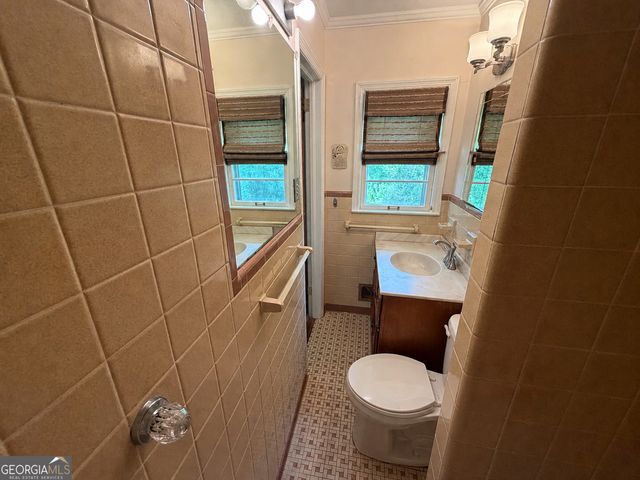 2950 Thornwood Drive, Macon, GA 31204