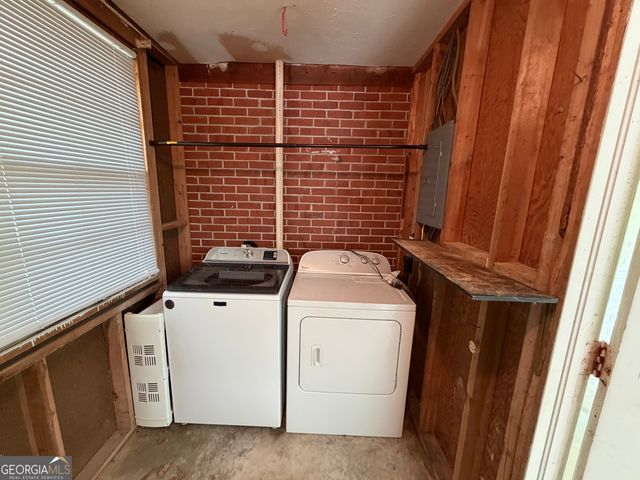 2950 Thornwood Drive, Macon, GA 31204