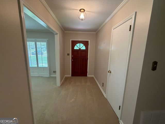 2950 Thornwood Drive, Macon, GA 31204