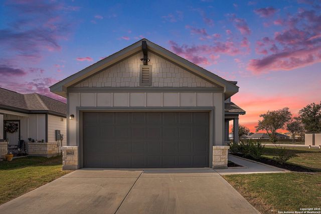 16615 Ginger Crossing, Elmendorf, TX 78112