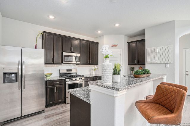 16615 Ginger Crossing, Elmendorf, TX 78112