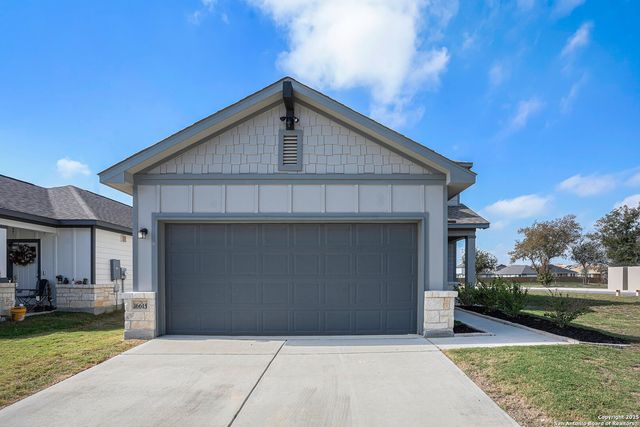 16615 Ginger Crossing, Elmendorf, TX 78112