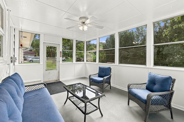 447 Keith Avenue, Crystal Lake, IL 60014