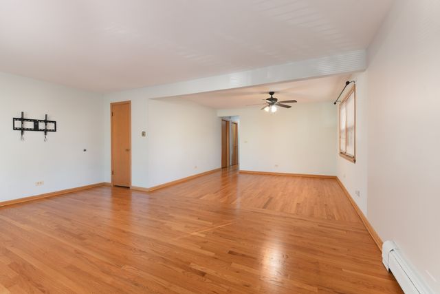 8629 W Summerdale Avenue 2, Chicago, IL 60656