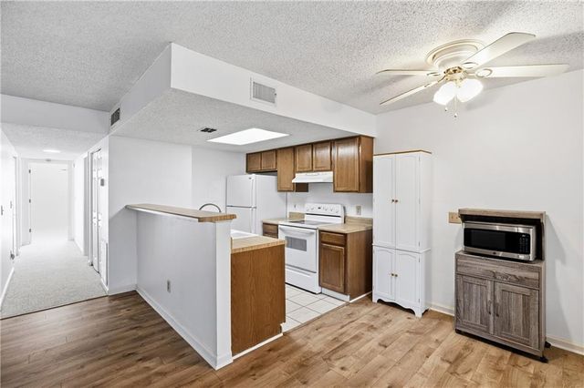 4055 Whitehall Way, Alpharetta, GA 30004