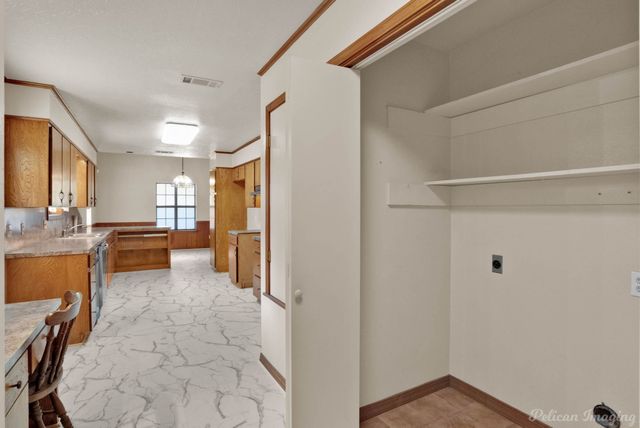 8205 Clint Drive, Shreveport, LA 71108