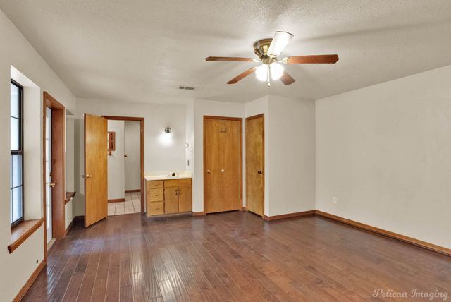 8205 Clint Drive, Shreveport, LA 71108