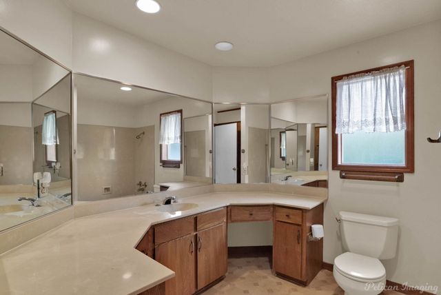 8205 Clint Drive, Shreveport, LA 71108