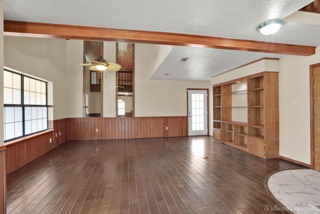 8205 Clint Drive, Shreveport, LA 71108